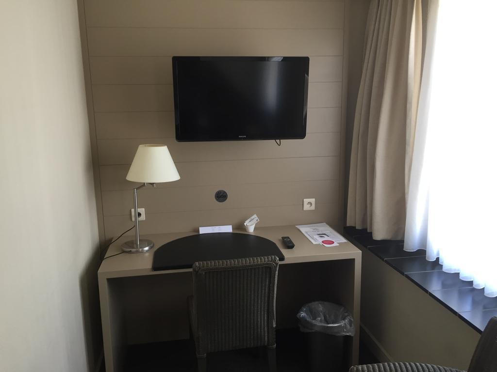 ברוז' Hotel Atlas מראה חיצוני תמונה