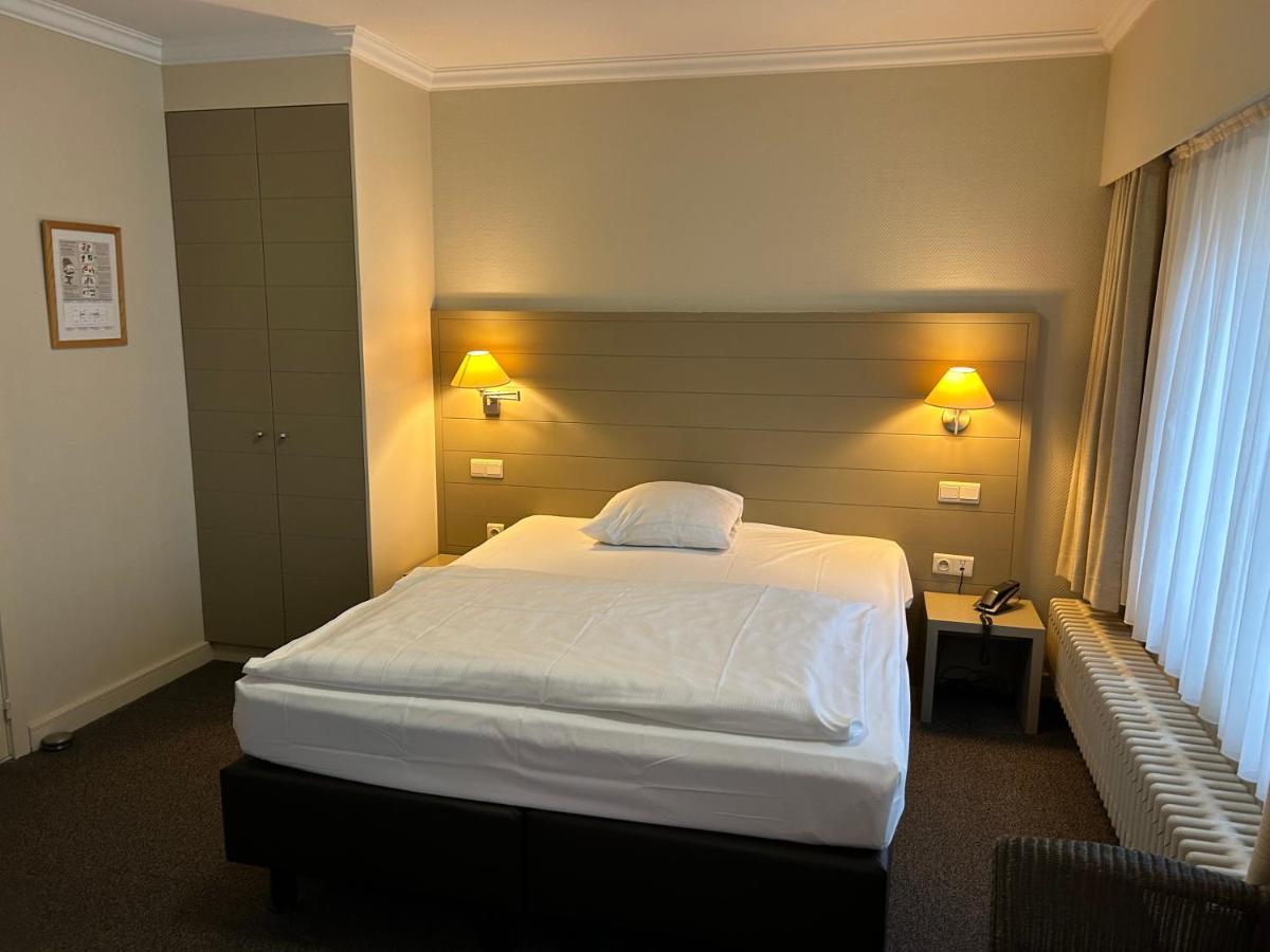 ברוז' Hotel Atlas מראה חיצוני תמונה