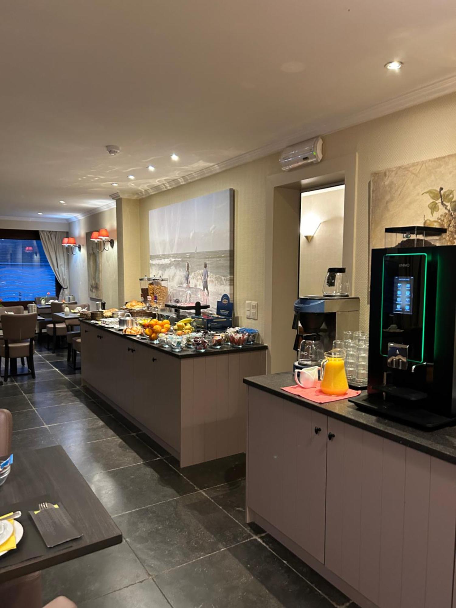 ברוז' Hotel Atlas מראה חיצוני תמונה